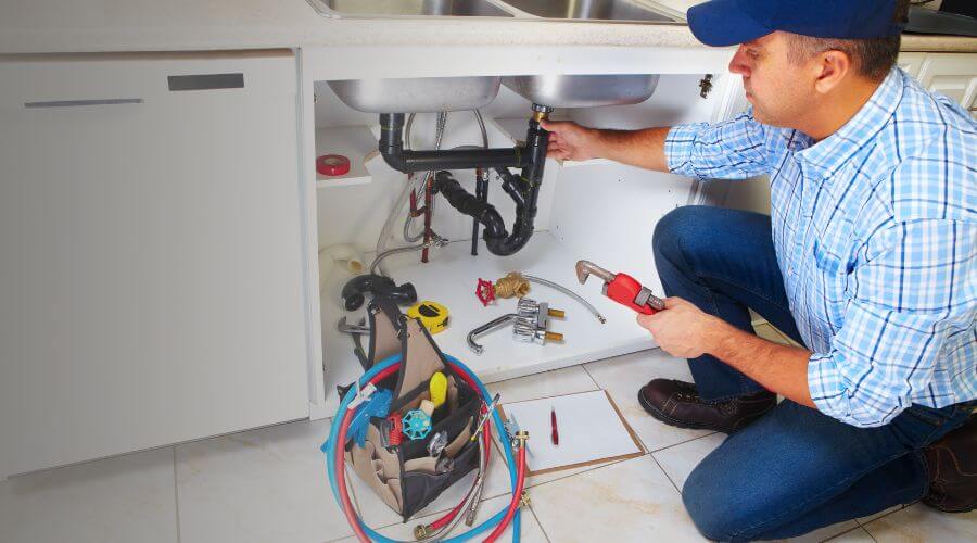 Professional emergency burst pipe repair services in Houston